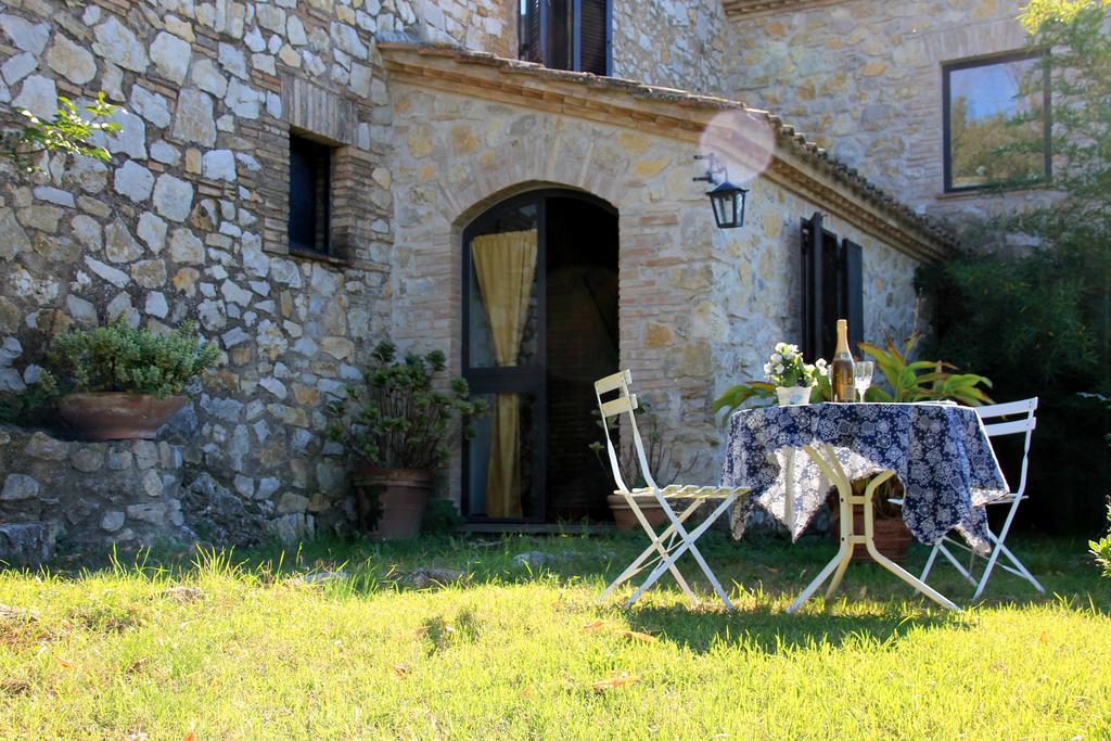 B&B Colle Perrini Country House Casperia Bagian luar foto