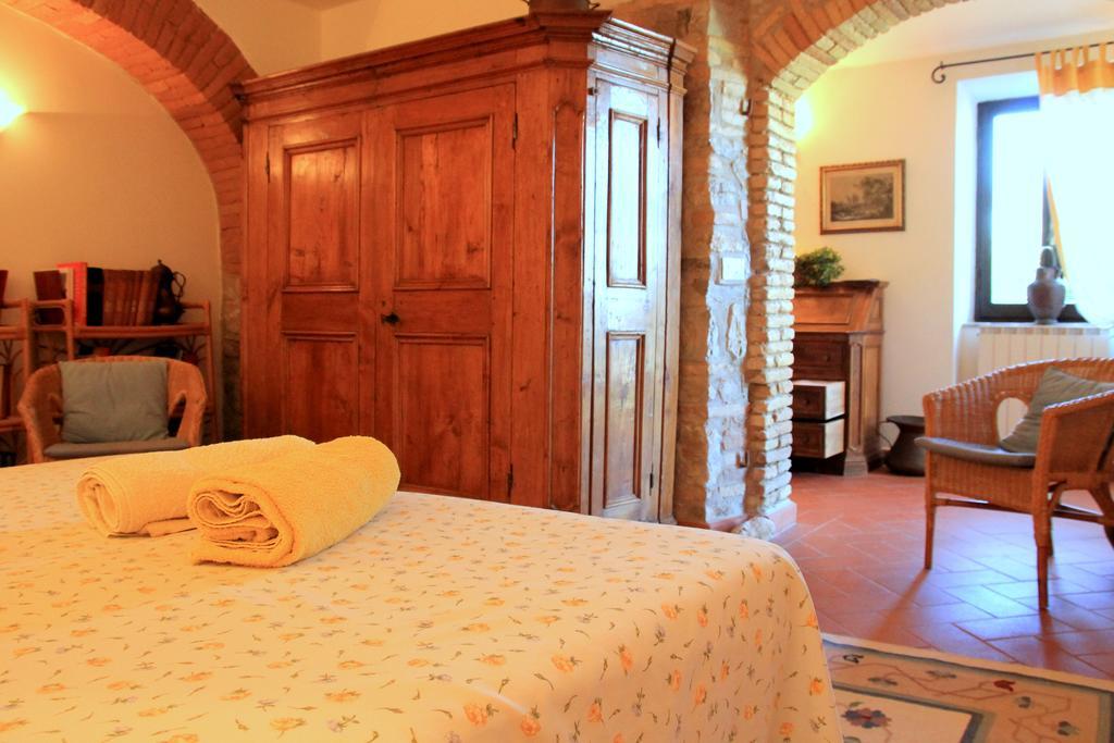 B&B Colle Perrini Country House Casperia Bagian luar foto