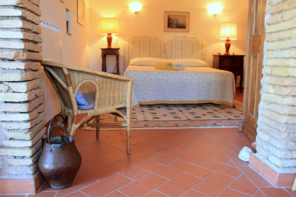 B&B Colle Perrini Country House Casperia Bagian luar foto